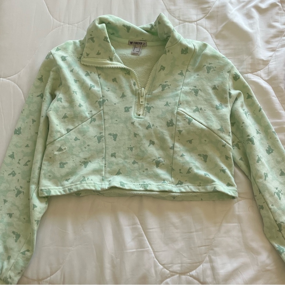 Cropped quarter-zip
